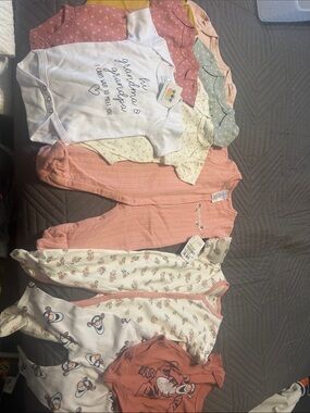 Brand New Baby Girls 7-Pack Sleepwear Set in Pink, White & Green